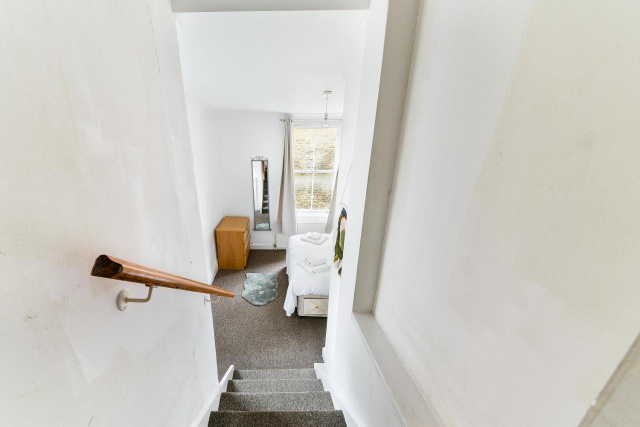Maidavale 2 Bed Apartment - Sleeps 6 London Bagian luar foto